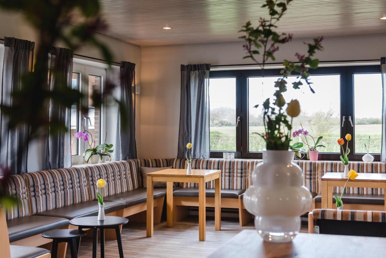 Straendhus Bed&Breakfast Hasselberg  Ngoại thất bức ảnh